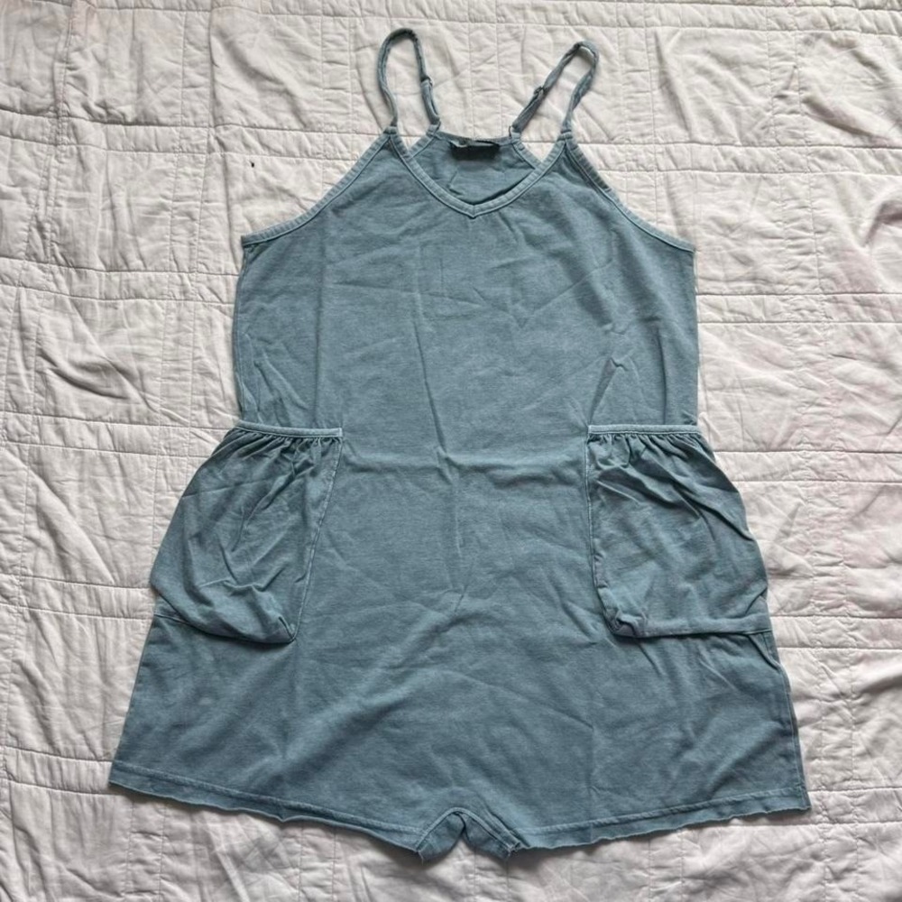 zenana womens S Strappy acid wash romper Lightweight Pockets‎ beachy coastal